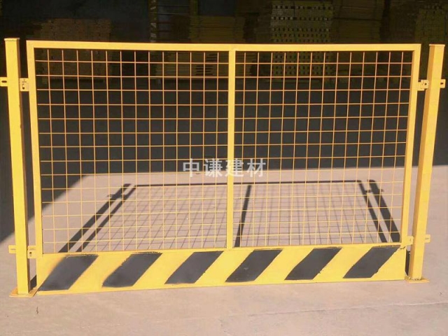 基坑臨邊防護(hù)欄-01